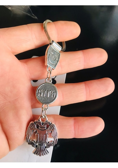 Selçuklu Amblemli Ve Türk Bayraklı Metal Anahtarlık Şık Ve Dayanıklı Tasarım