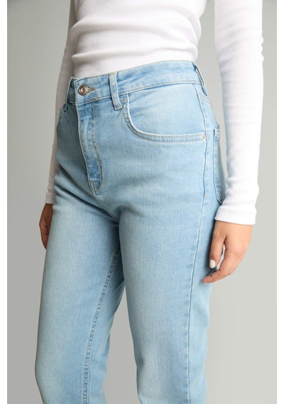 Defacto Crop Flare Fıt Yüksek Bel Bilek Boy Jean Yıkama Efektli Mavi Pantolon G2217ax26aunm28 Mavi-nm28