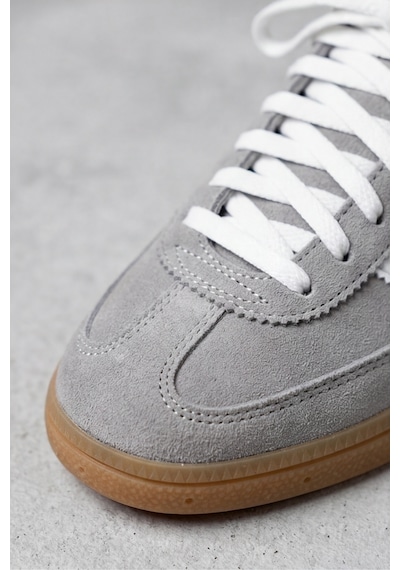 Timeless Classic Gri Beyaz Premium Konfor & Zamansız Stil Günlük Unisex Sneaker Ayakkabı