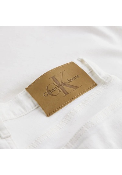 Calvin Klein Mom Jean, 1aa Beyaz Kadın Jean Pantolon Calvin Klein Mom Jean, 1aa Beyaz Kadın Jean Pantolon