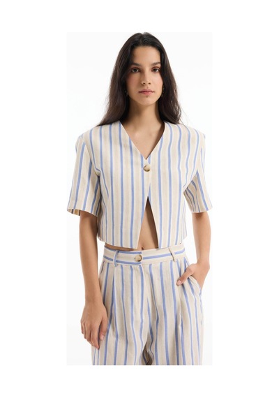 Quzu Etiket Detaylı Crop Ekru Kadın Ceket Ckt00449