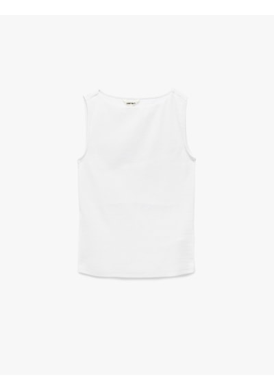 Koton Pamuklu Slim Fit Kolsuz Kayık Yaka Bluz Beyaz 6sak10029ek Beyaz
