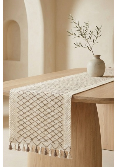 Etnik Baklava Desenli Püsküllü Pamuk Runner Masa Örtüsü 35x135 Cm Ekru