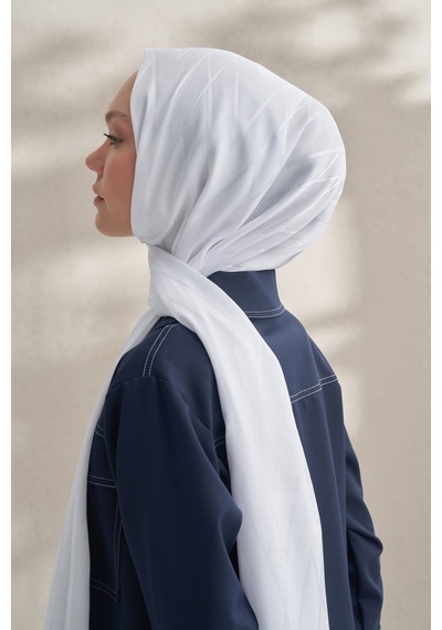 Armanda Krep Jakar Prizma Desen Şal - 70 X 190 Kırık Beyaz