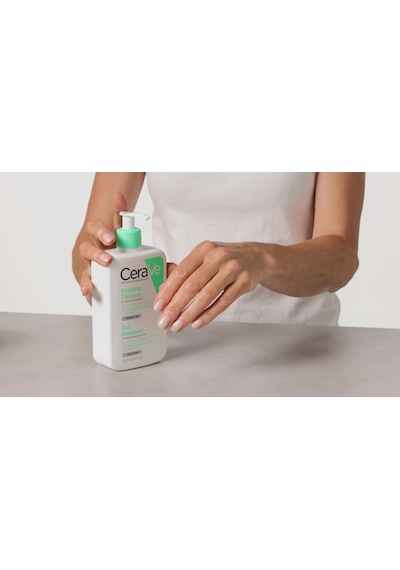 Cerave Normal Ve Yağlı Ciltler İçin Seramid İçerikli Köpüren Temizleyici Yüz Vücut 473 Ml