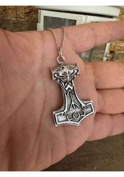 İskandinav Thor Figürlü Unisex Kolye 60 Cm Zincirli, Güç Ve Mitoloji Temalı Viking Tasarım Çok renkli