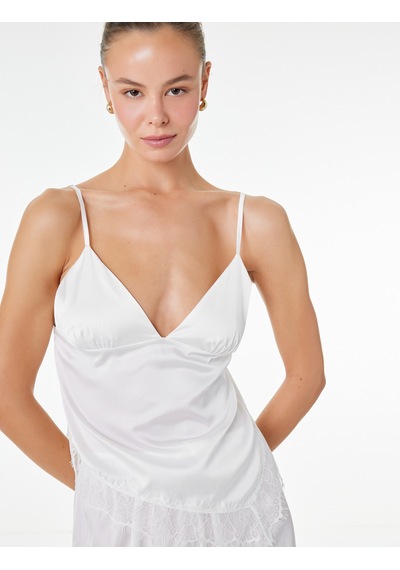 Koton Dantel Detaylı İnce Askılı Pijama Üstü Beyaz Beyaz 6slk90017mw