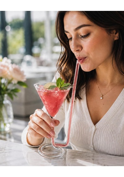 Cam Pipetli Martini Kadehi Spiral Tabanlı Özgün Eğlenceli Kokteyl Bardağı