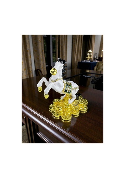 Şahlanan At Biblo 10 10 CM Beyaz Gold Taş Detaylı Şahlanan At Biblo 10 10 CM Beyaz Gold Taş Detaylı