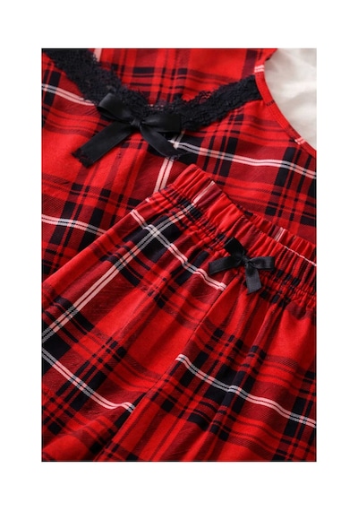 Tenra Kadın Kırmızı Ekose İp Askılı Şortlu Pijama Takımı Dantel Detaylı