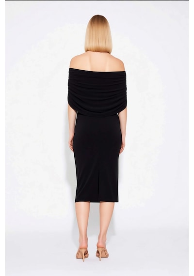 Benerly Kadın Bodycon Carmen Yaka Kolsuz Midi Elbise Esnek Örme Kumaş Ast Siyah