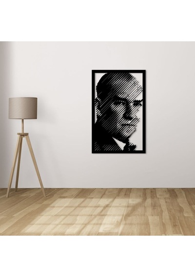 Modern Çizgilerde Bir Devlet Adamı: Atatürk Metal Duvar Dekoru