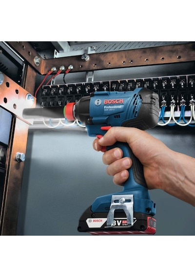 Bosch GSR 180-LI + GDX 180-LI(2x2Ah;Plastik) Somun Sıkma Makinesi - 06019G5222