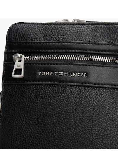 Tommy Hilfiger Pebble Grain Siyah İmzalı Muhabir Çantası Siyah