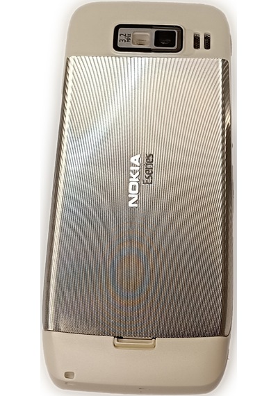 Nokia E55 Kasa Kapak Tuş Takımı E55 Uyumlu Beyaz Renk Orta Kasa Ö