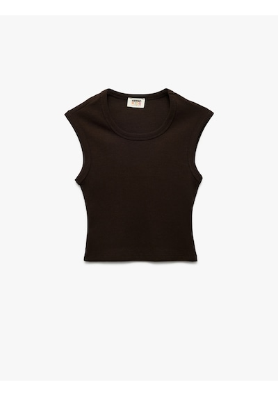 Koton Pamuklu Kolsuz Bisiklet Yaka Fitilli Slim Fit Crop Atlet Kahverengi 5skg30138ak Kahve
