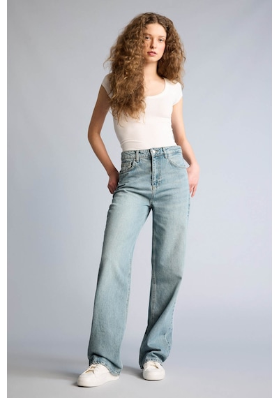 Defacto 90's Wıde Leg Yüksek Bel Uzun Jean Yıkamalı İndigo Kadın Jean Pantolon H0131ax/nm85 İndigo Defacto 90's Wıde Leg Yüksek Bel Uzun Jean Yıkamalı İndigo Kadın Jean Pantolon H0131ax/nm85 İndigo