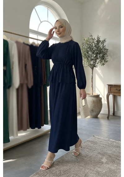 Maşuka Bürümcük Kumaş Bel Büzgülü Peplum Üst Ve Maksi Etekli Şık Ve Rahat Tesettür İkili Takım Lacivert Lacivert Maşuka Bürümcük Kumaş Bel Büzgülü Peplum Üst Ve Maksi Etekli Şık Ve Rahat Tesettür İkili Takım Lacivert Lacivert
