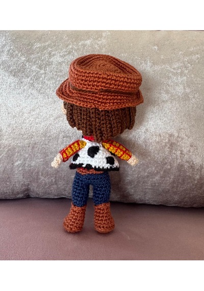 Toy Story Woody Amigurumi Oyuncak 18 Cm 001