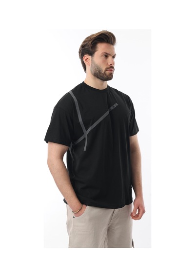 Madmext Siyah Bisiklet Yaka Şerit Detaylı Pamuklu Erkek T-shirt E7033 Siyah