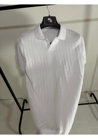 Apaş Yaka Triko T-shirt Beyaz