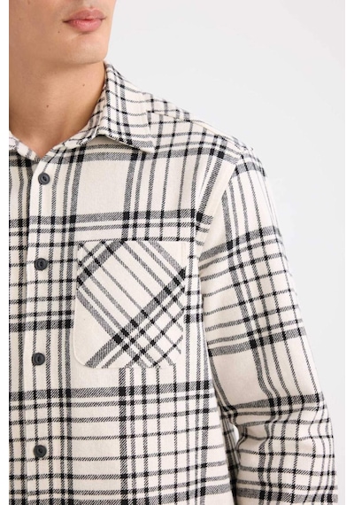 DeFacto Regular Fit Kareli Flanel Cep Detaylı Uzun Kollu Gömlek D3499AX24WNER98