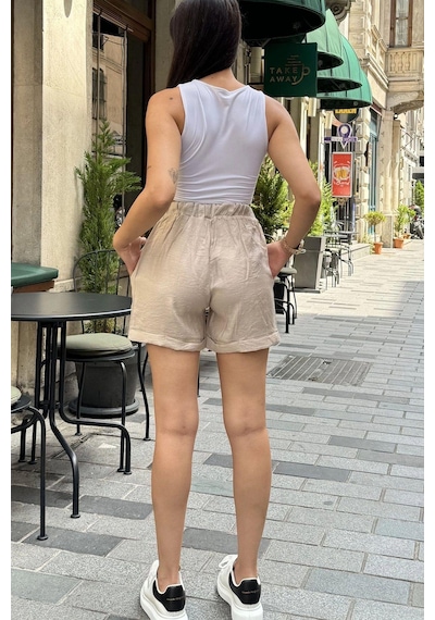 WeShaya Kadın Bej Beli Lastikli, Cepli, Duble Paça, Kısa Keten Şort Bej