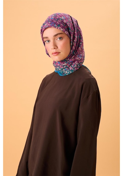 Silk Home İnce Pamuk Soft Eşarp Zümrüt Yeşili Mor Pudra Pembe Gök Mavi Desenli Kaymaz Dokulu Tok Duruşlu 90x90 Çok Renkli