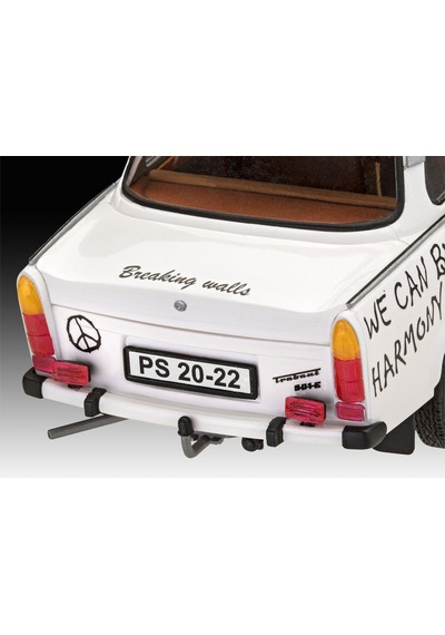 Revell Model Kit Araba Trabant 601s 07713