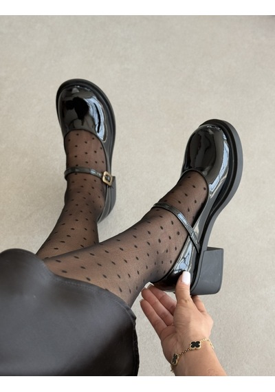 Selin Shoes Nora Kısa Topuklu Bilek Detaylı Gold Aksesuarlı Kadın Loafer- Siyah Rugan Selin Shoes Nora Kısa Topuklu Bilek Detaylı Gold Aksesuarlı Kadın Loafer- Siyah Rugan