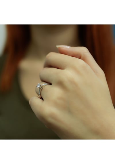 Lova G Renk 0,30 Karat Pırlanta Tektaş Yüzük - Hrd - 1020106