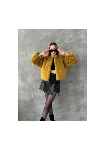 Verymoda Kürk Detaylı Kısa Ceket Yağ Yeşili