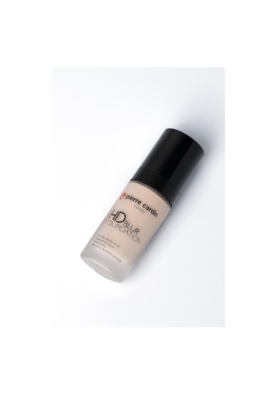 Pierre Cardin Hd Blur Pürüzsüz Görünüm Veren Mat Fondöten Medium