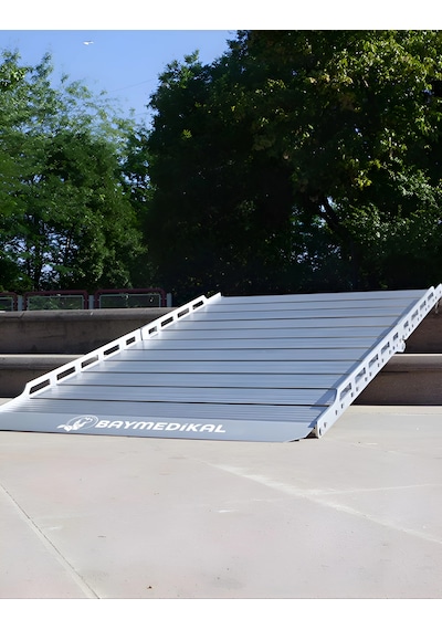 Engelli Rampası Katlanır, Portatif, Kaymaz Yüzeyli, Yüksek Taşıma Kapasiteli 180x90cm