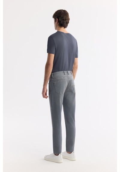 Avva Erkek Gri Klasik Bel Eskitme Yıkamalı Pamuklu Berlin Slim Fit Jean Pantolon B003524 Avva Erkek Gri Klasik Bel Eskitme Yıkamalı Pamuklu Berlin Slim Fit Jean Pantolon B003524