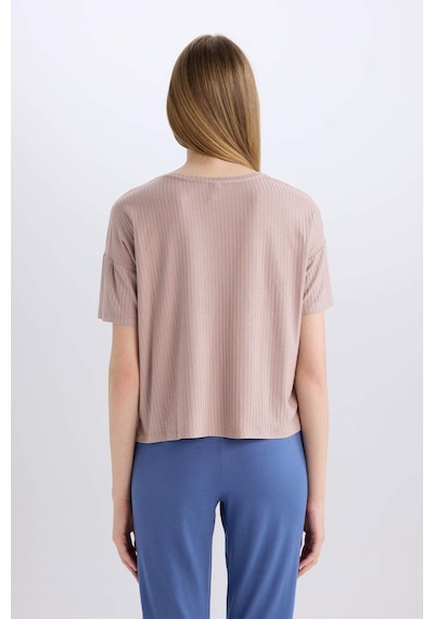 DeFacto Regular Fit V Yaka Casual Kısa Kollu Pijama Üstü-Fall in Love B6181AX24SPBN502