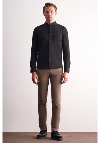 İmza Siyah Uzun Kol Düğmeli Yaka Kendinden Desenli Pamuklu Slim Fit Gömlek 1004255267 Siyah