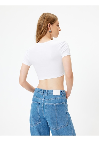 Koton Crop Tişört Balon Form Skinny Kısa Kollu Yuvarlak Yaka Pamuklu Beyaz 4sak50713ek Beyaz Koton Crop Tişört Balon Form Skinny Kısa Kollu Yuvarlak Yaka Pamuklu Beyaz 4sak50713ek Beyaz