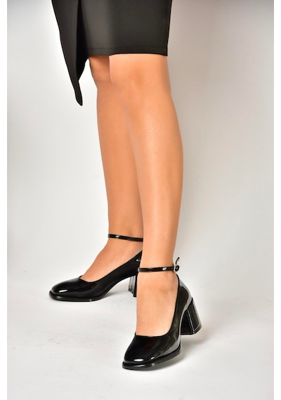 Fox Shoes U518122108 Siyah Rugan Kalın Topuklu Kadın Ayakkabı Siyah