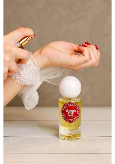 Number Five 55 Ml Edp Kadın Parfüm Çiçeksi