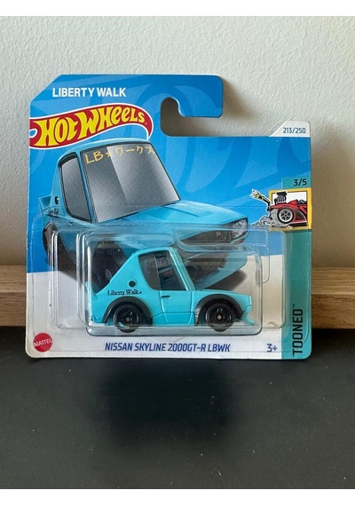 Hot Wheels Nissan Skyline 2000g T-r Lbwk Tooned Mavi