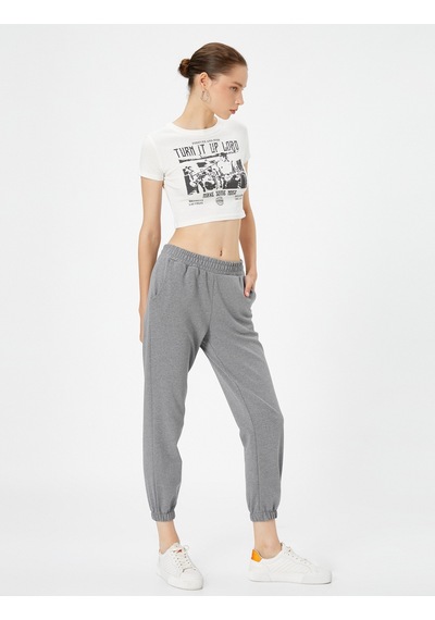 Koton Basic Jogger Eşofman Altı Beli Bağlamalı Cepli Antrasit 4sal40035ık 4SAL40035IK931 Antrasit Koton Basic Jogger Eşofman Altı Beli Bağlamalı Cepli Antrasit 4sal40035ık 4SAL40035IK931 Antrasit