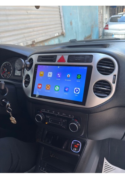 Snp Serisi Volkswagen Tiguan 2008 - 2016 Uyumlu 4-32gb Hafıza Multimedya Sistemi Ve Geri Görüş Kamerası 9"