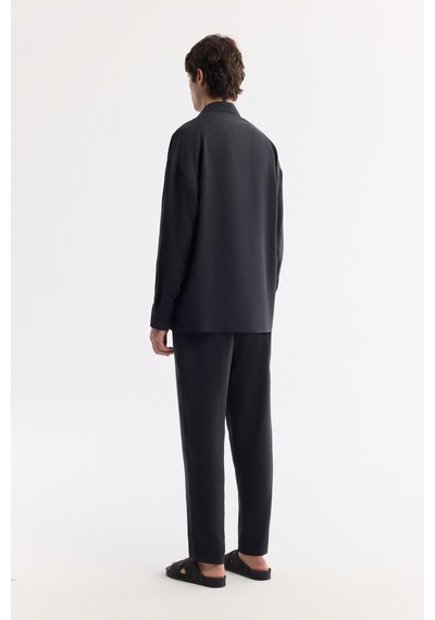 Avva Erkek Siyah Alttan Britli Yaka Soft Touch Oversize Fit Gömlek A51y2168