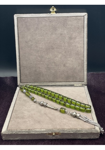Alpaka Nakkaş İmameli Fıstık Yeşili Ateş Kehribar Tesbih 9x10 Mm Yeşil