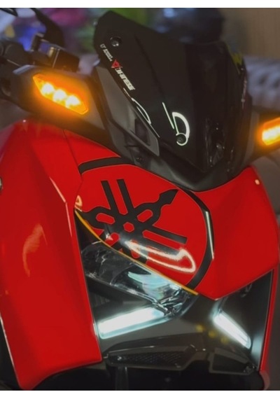 Yamaha Logo Sticker Stiker Seti 2 Adet Reflektif Xmax-nmax Siyah Renk Siyah
