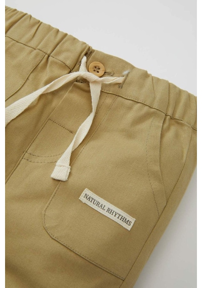 DeFacto Erkek Bebek Duble Düz Paça Cepli Bağcıklı Beli Lastikli Gabardin Pantolon D3358A524WNKH497 Haki DeFacto Erkek Bebek Duble Düz Paça Cepli Bağcıklı Beli Lastikli Gabardin Pantolon D3358A524WNKH497 Haki