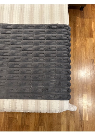 Modern Line Antrasit Peluş Yatak Ucu Runner