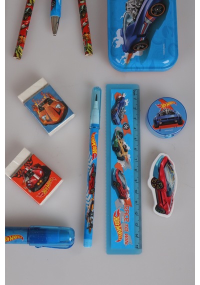 X Dekomus Lisanslı Hotwheels 13 Parça Kırtasiye Seti Makas,metal Kalem Kutusu,cetvel,kalem Altın