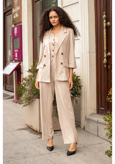 Kadın Süet Dokulu Kumaş Yakalı Capri Kol Cep Kapaklı Blazer Ceket-bej Bej